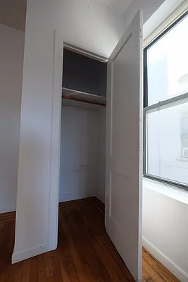 Rented by Keller Williams NYC | media 29