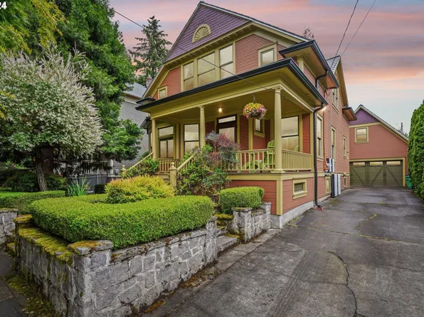 2840 NE Everett St, Portland, OR 97232