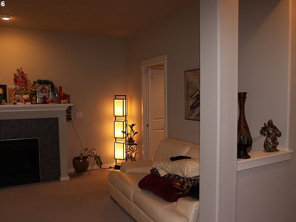 5th image of 817 NE 73rd Ave