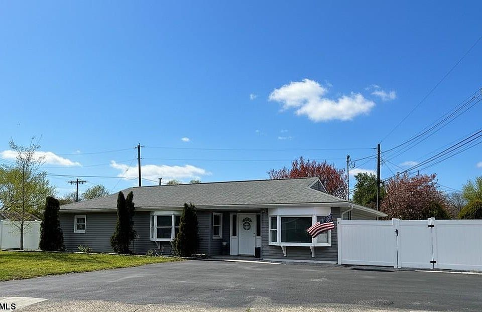 1st image of 701 W Mill Rd
