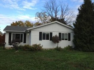 229 S Adelaide St, Fenton, MI 48430