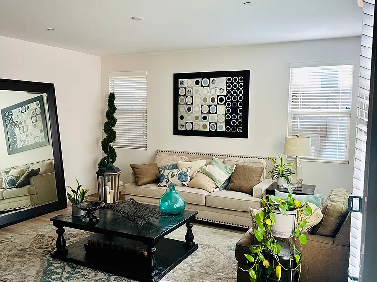 1054 Sea Glass Way — Photo 3