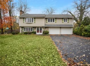 50 Angelica Dr, Framingham, MA 01701