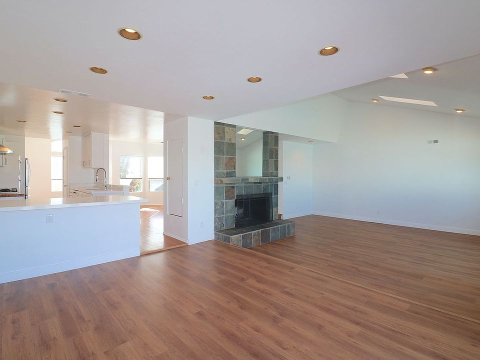 1st image of 2672 Angell Ave