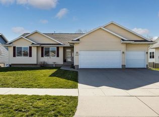 2343 49th Street Ct, Marion, IA 52302