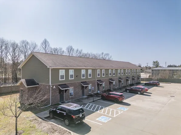 156 Silver St, Tullahoma, TN 37388