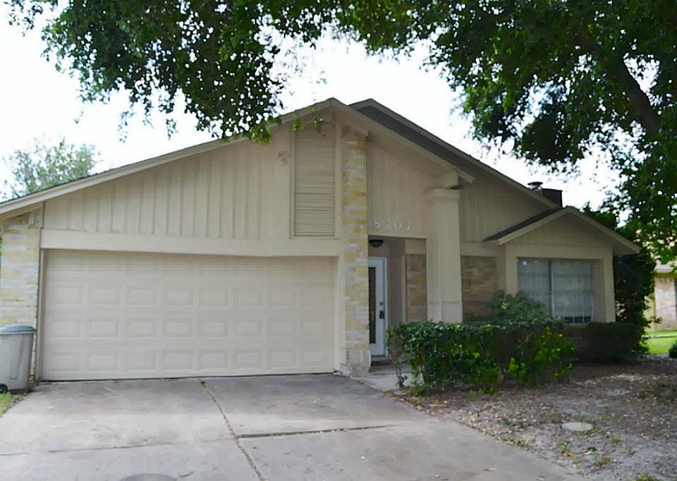 1st image of 8707 Parkcrest Forest Dr