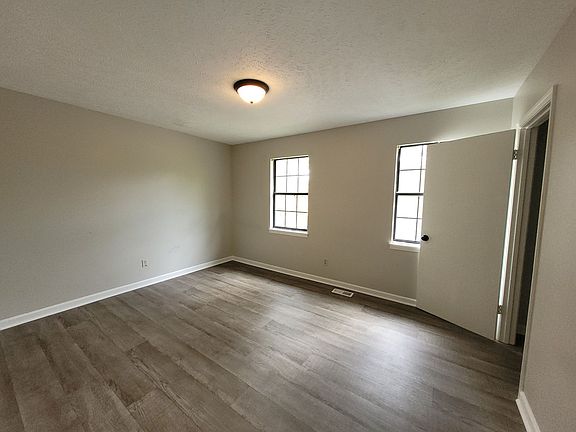 5th image of 119 Riverbirch Dr #2B