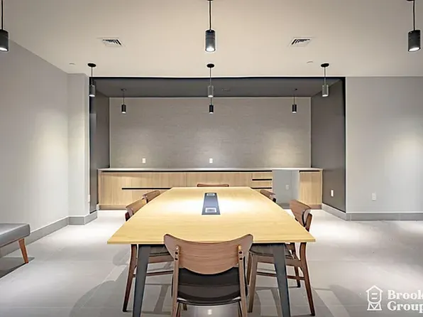 3308 Glenwood Road image 19 of 27