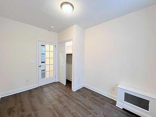 3rd image of 229 W 105th St APT 1