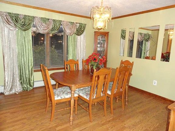 Formal dining room
