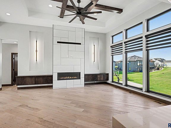 4th image of 6701 E Spitfire Cir