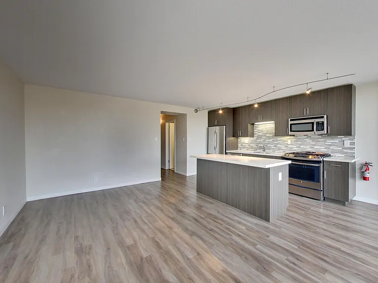 Panomar Luxury Apartments — Photo 31