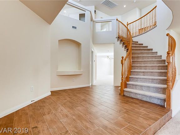 3rd image of 6605 Shadow Cove Ave