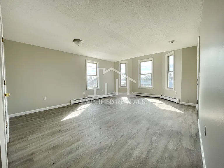 173 Fletcher St #F — Photo 7