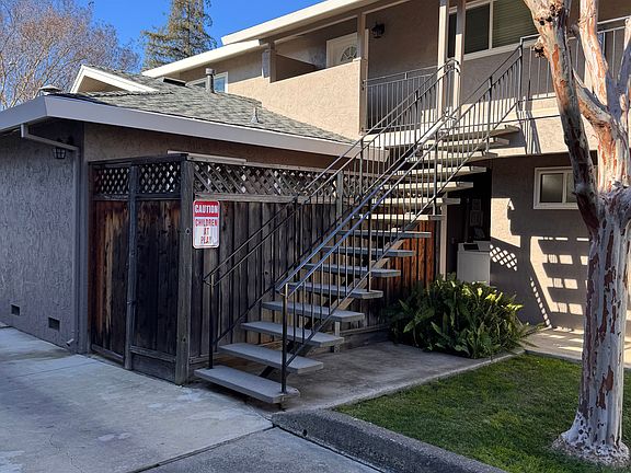 4th image of 1096 Topaz Ave #3