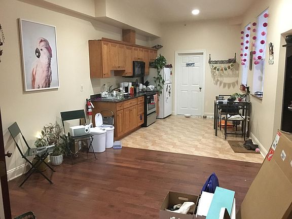 3rd image of 601 Washington Ave #1