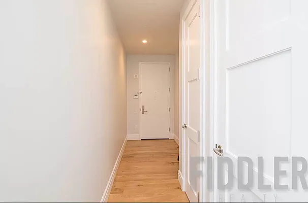 Rented by The KCI Group | media 129