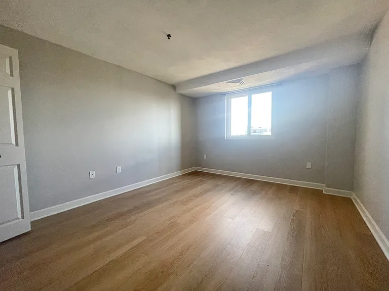 39 Parlin St #404 — Photo 11