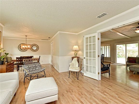 5th image of 9804 Parkfield Dr