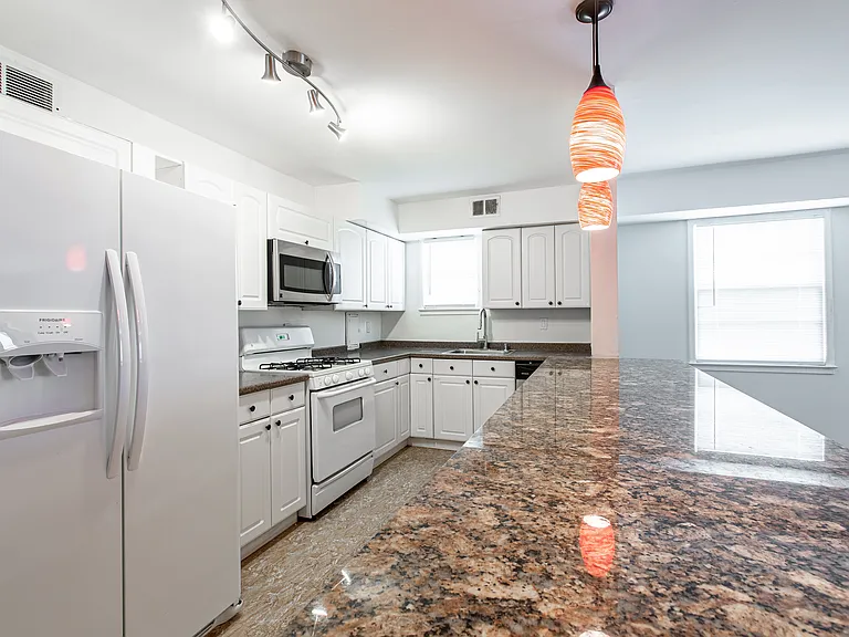 432 N Patrick St — Photo 7