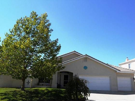 1st image of 10801 Vega Vista Dr NW