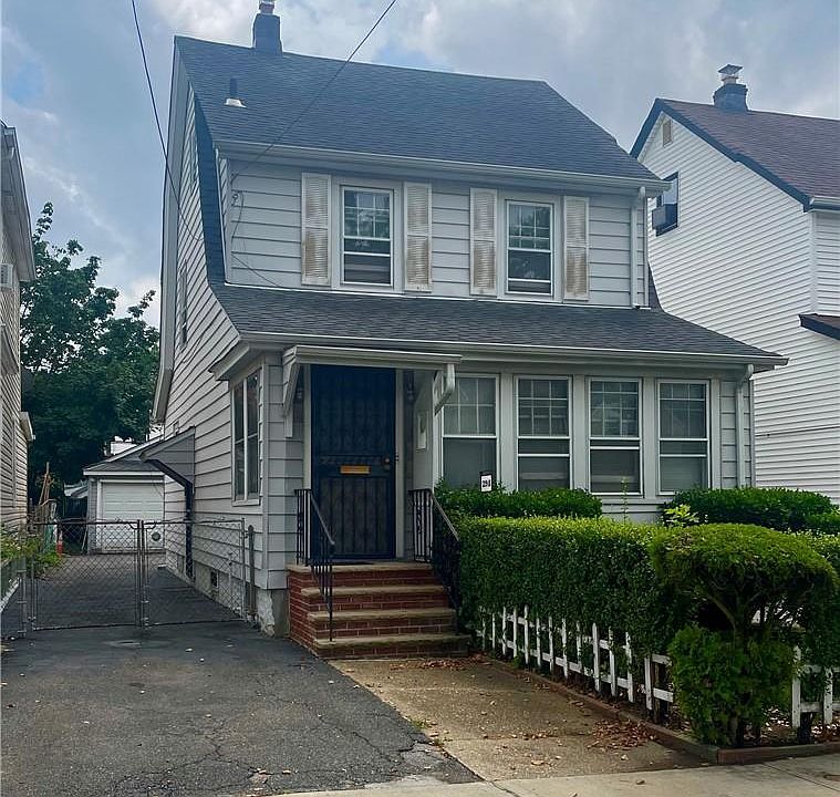1st image of 219-18 113th Drive