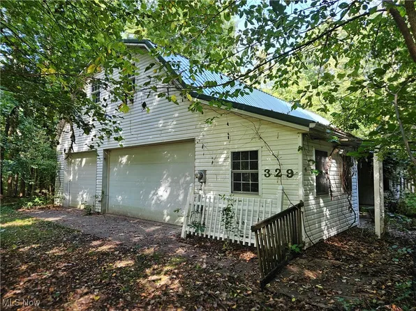 329 Druerie Ln, Medina, OH 44256