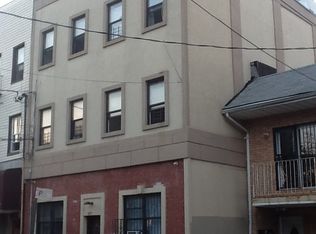 677 Glenmore Ave APT 2R, Brooklyn, NY 11207