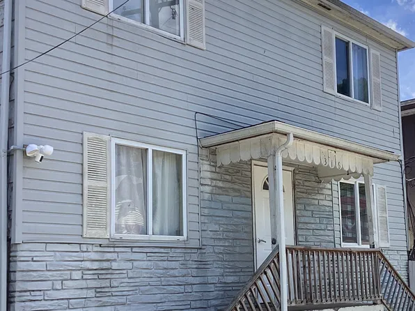 2 bed, 1.0 bath, 700 sqft, $625, 316 95th St #A, Charleston, WV 25315