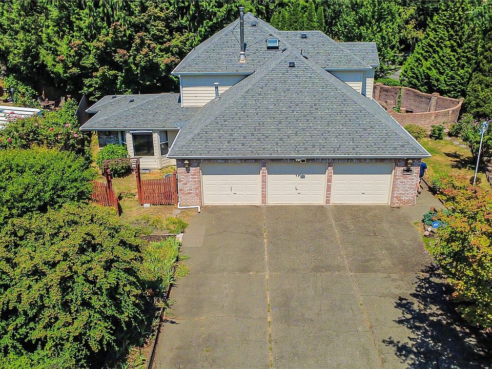 1st image of 3871 Stikes Drive SE