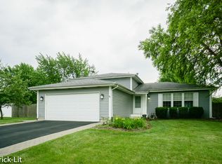 7445 W Tartan Rd, Frankfort, IL 60423