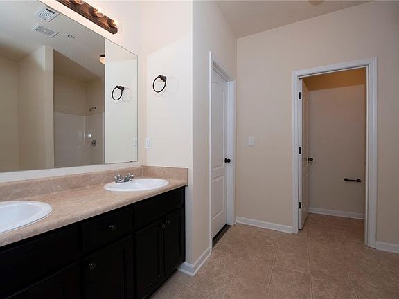 5th image of 1780 Millstream Holw