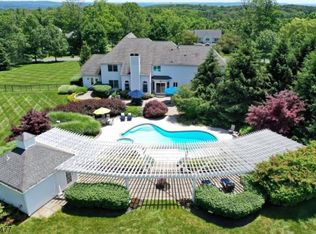 9 Apple Ln, Califon, NJ 07830