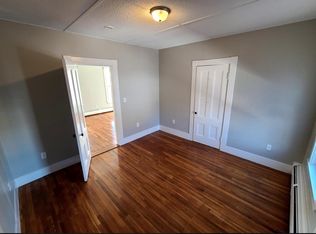 129 Lynnfield St, Peabody, MA 01960