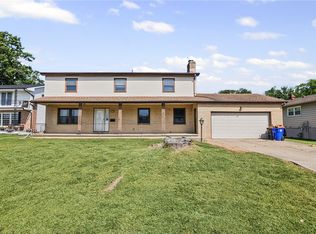 2420 Ivy Ln, Decatur, IL 62521