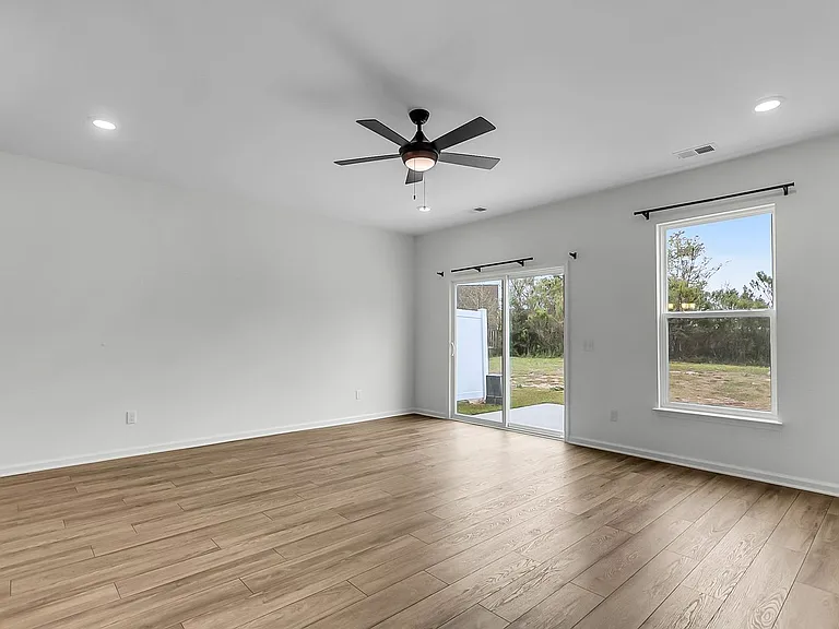 443 Duskywing Dr — Photo 16