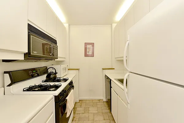 Rented by Noble Realty | media 19