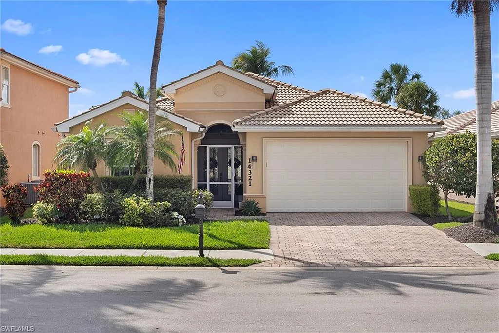3 bed, 2.0 bath, 2248 sqft, $4,500 — Photo 2