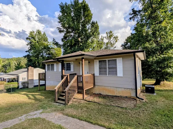 56 East Ave, Rossville, GA 30741
