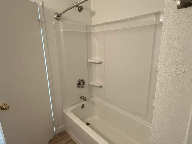 Whitman Place Apartments — Photo 5