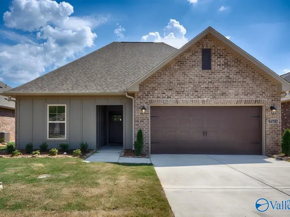 16742 Ted Childs Dr, Athens, AL 35613
