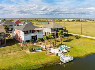 2296 E Crab St, Crystal Beach, TX 77650