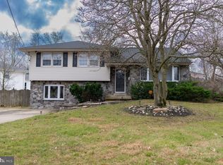 500 Lee Ann Rd, Cherry Hill, NJ 08034
