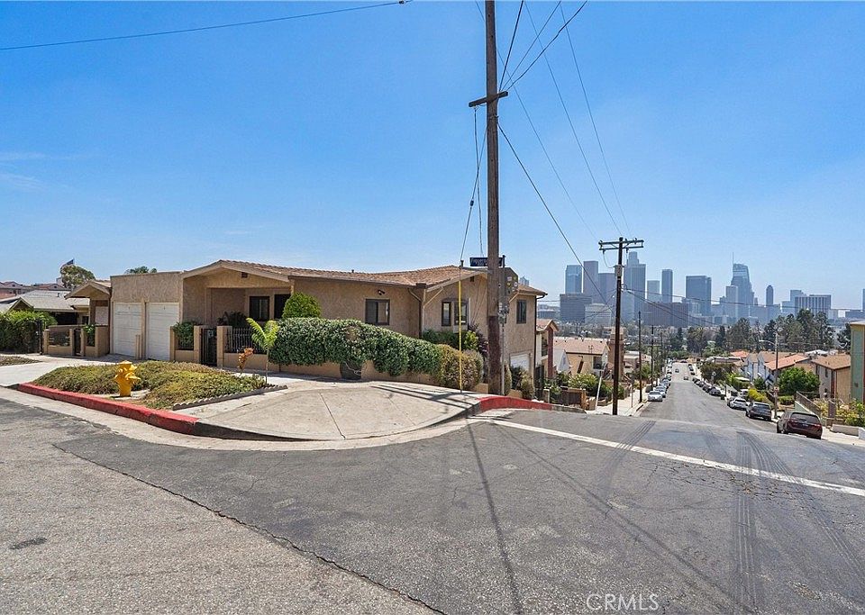 1st image of 1024 Figueroa Ter