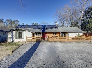 24 Zelma Dr, Greenville, SC 29617