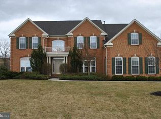 103 N Orchard View Dr, Hanover, PA 17331