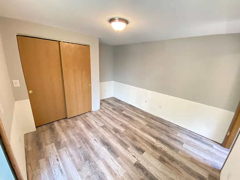 1522 Indianola Ave — Photo 22