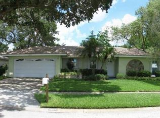 6895 122nd St, Seminole, FL 33772