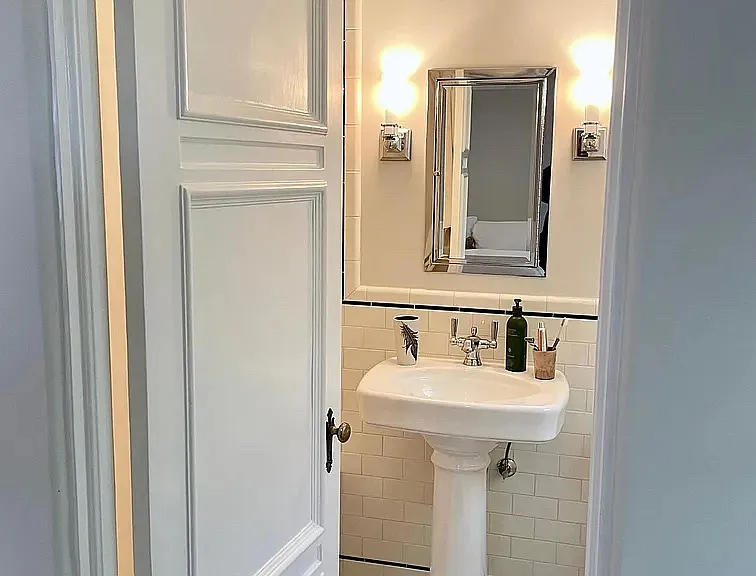 1330 N Harper Ave #208 — Photo 15